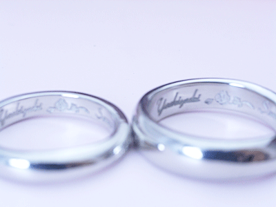 結婚指輪　バラ