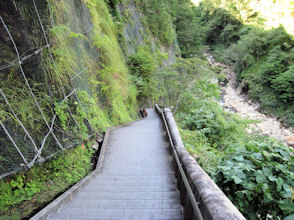 小安峡　階段