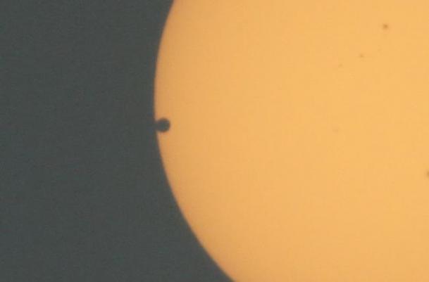 金星太陽通過