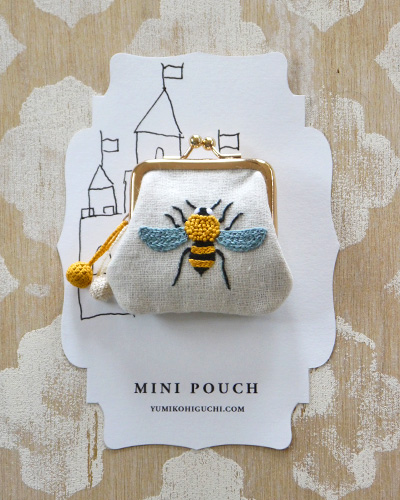 minipouch-Bee.jpg